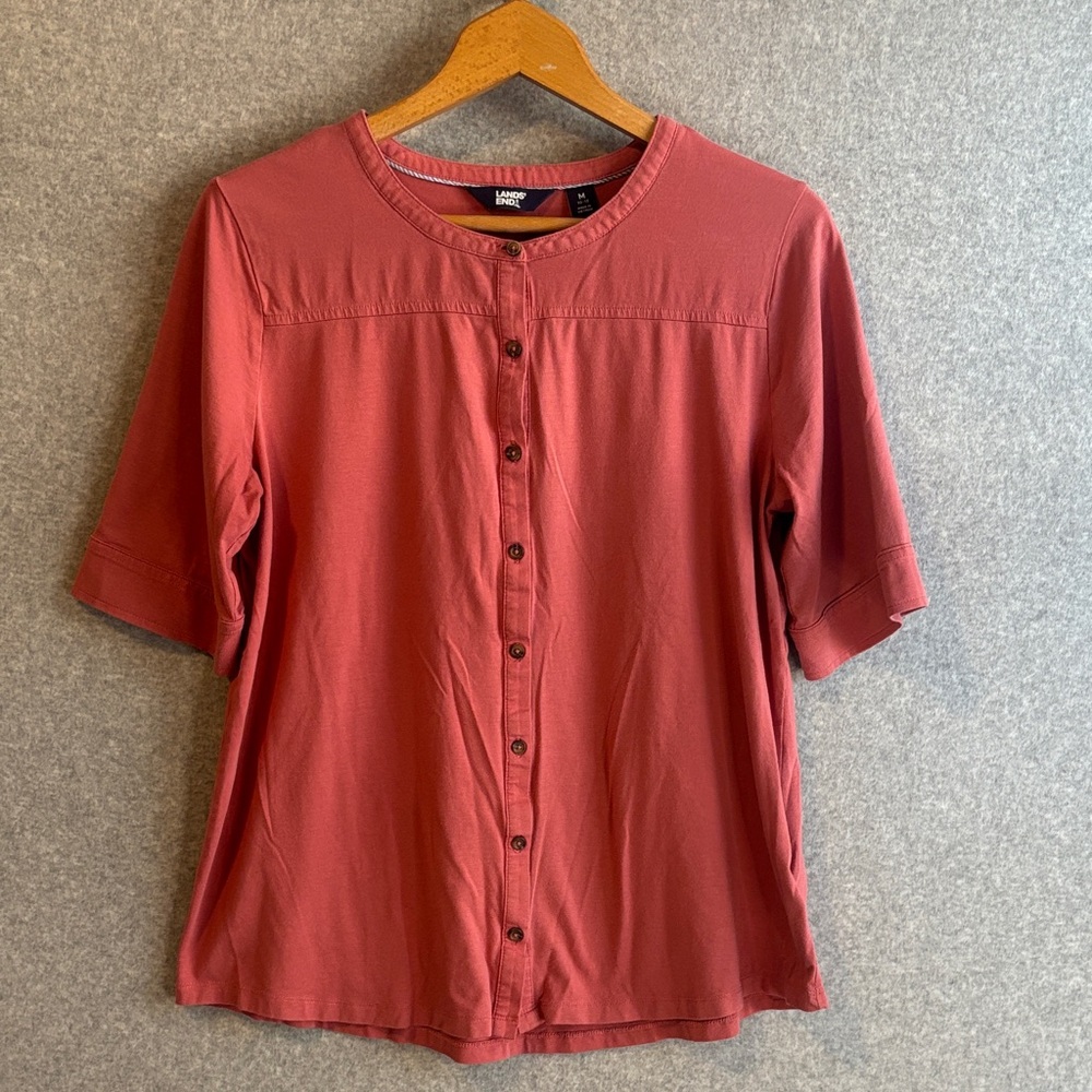 Lands' End Women's Button-Down Shirt size Medium
